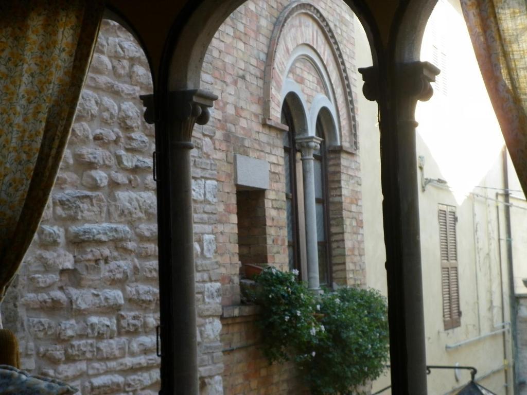 Palazzetto Bentivoglio * Sassoferrato